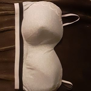 Bralette/sportsbra/bra. Worn 3 to 5 times.